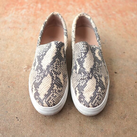 Vince Camuto Snake Print Slip On Sneakers Platform Skater Shoes Size 10 - Picture 10 of 12